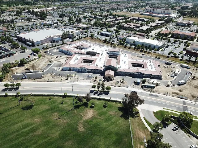 Temecula Healthcare Center reviews