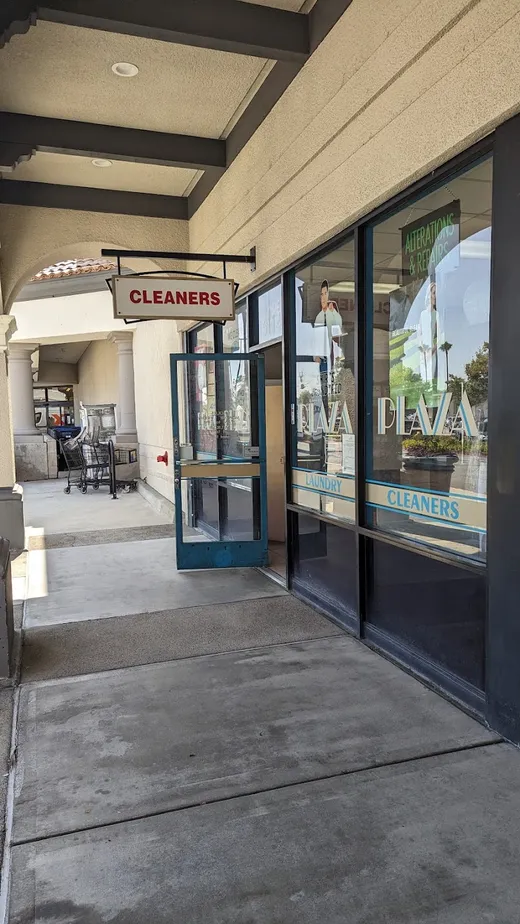 Plaza Cleaners reviews