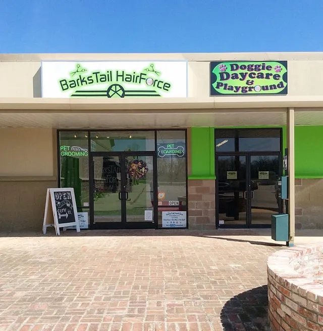 BarksTail HairForce reviews