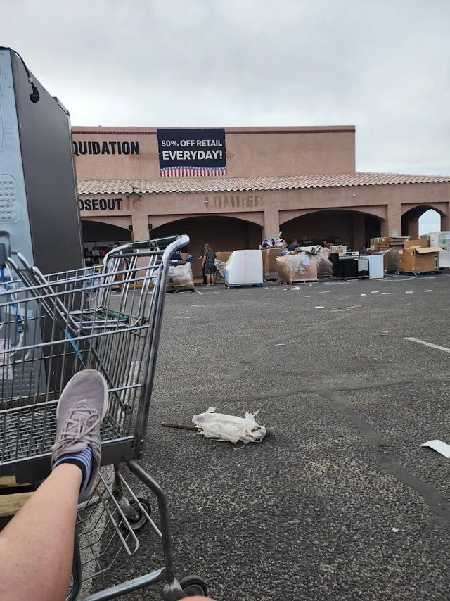 Yuma Liquidation reviews
