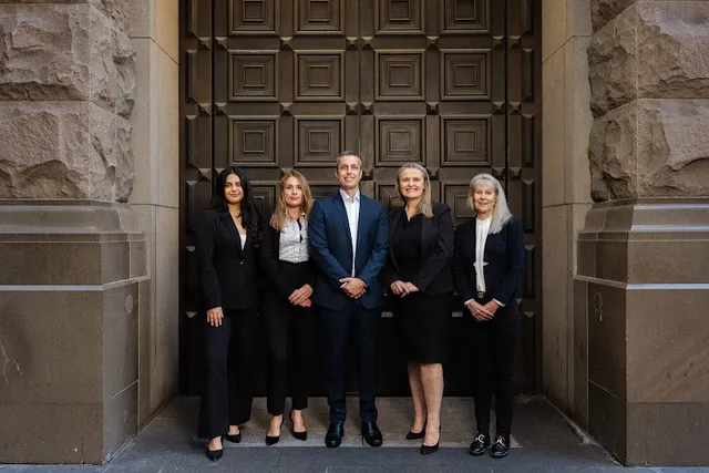 Advantage Legal reviews