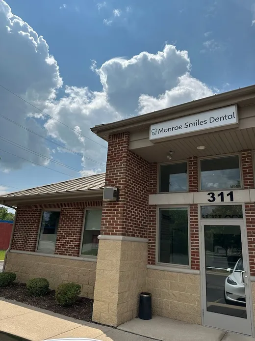 Monroe Smiles Dental reviews