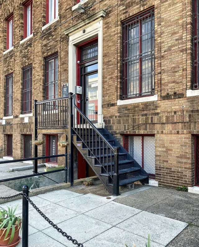 52 O Street Studios reviews