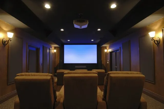 Custom Media, Inc reviews