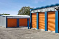 Azle Self Storage reviews
