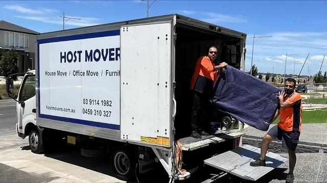 Host Movers - Removalists Western Suburbs reviews
