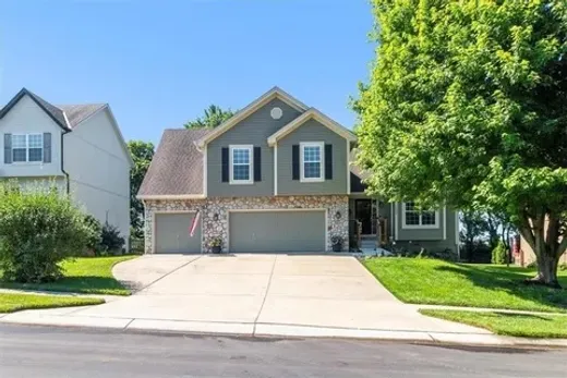 KC LOCAL HOMES reviews