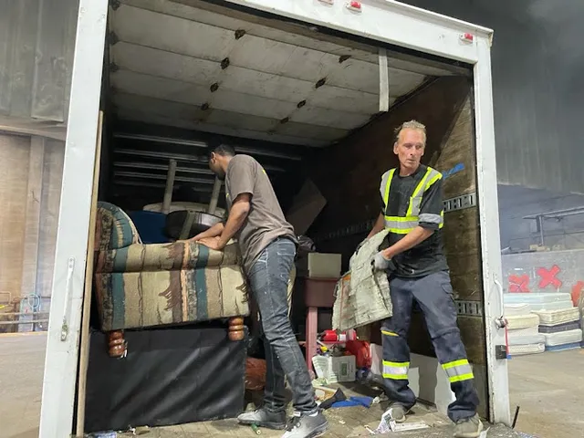 Say NO 2 Junk! | Junk Removal Burnaby reviews