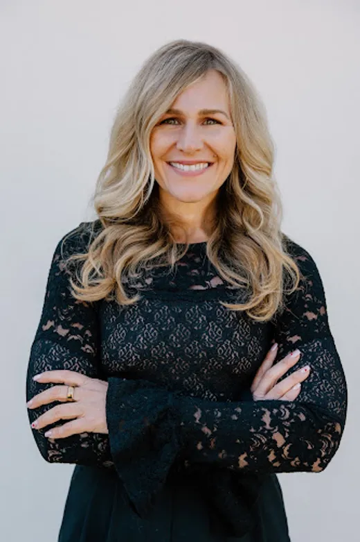 Janine Iuliano at CrossCountry Mortgage reviews