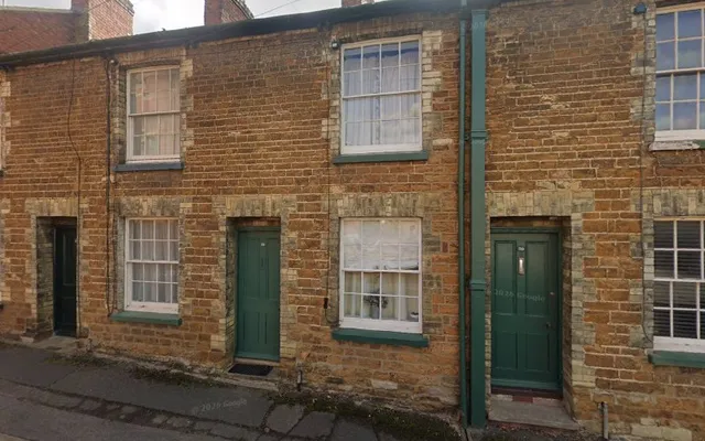 Lamb & Holmes Solicitors reviews