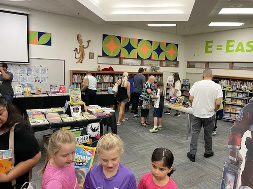 Phoenix Book Company reviews