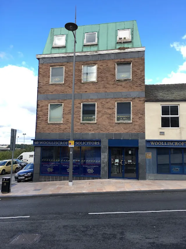 WOOLLISCROFTS SOLICITORS LIMITED incorporating Bishops & Edward Hollinshead reviews