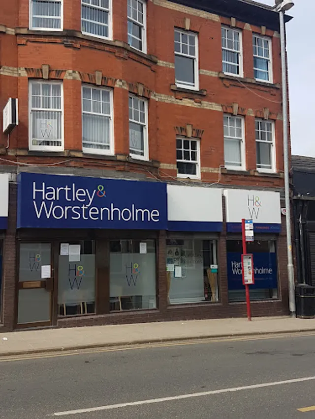 Hartley & Worstenholme reviews