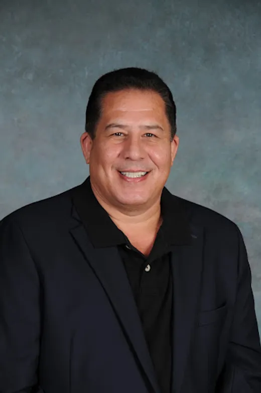 Henry Munoz - Real Estate Broker and Mortgage Loans reviews