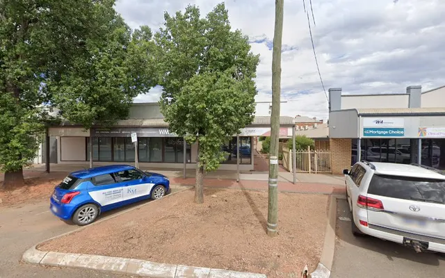 Aboriginal Family Legal Services reviews