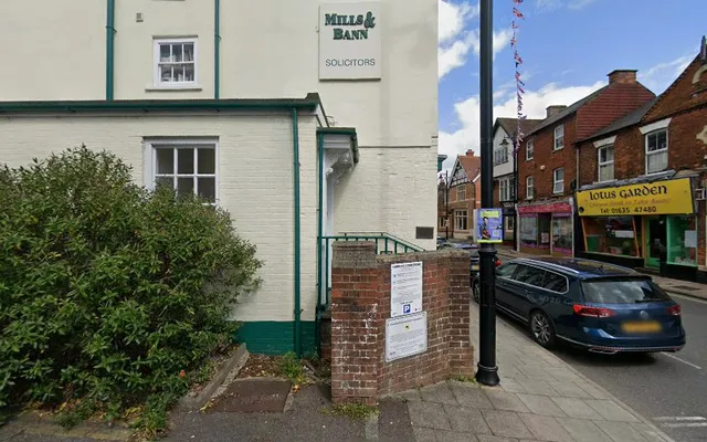 Mills & Bann reviews