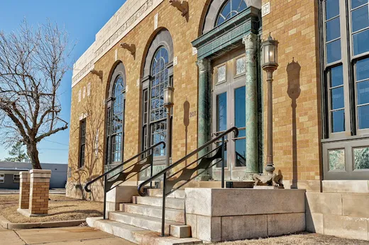 Downtown Legal reviews