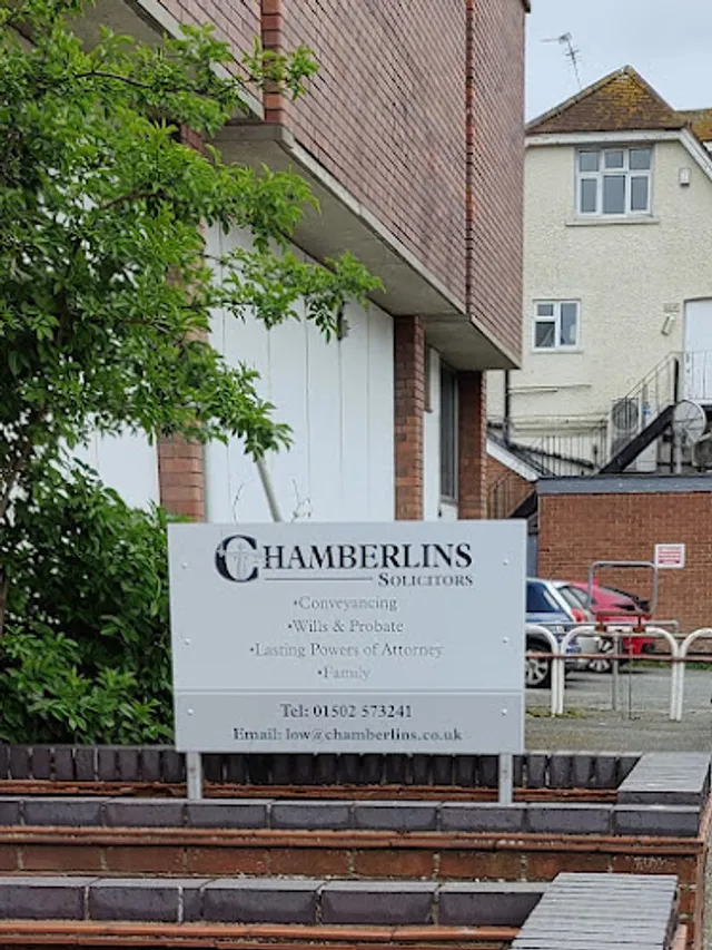 Chamberlins reviews
