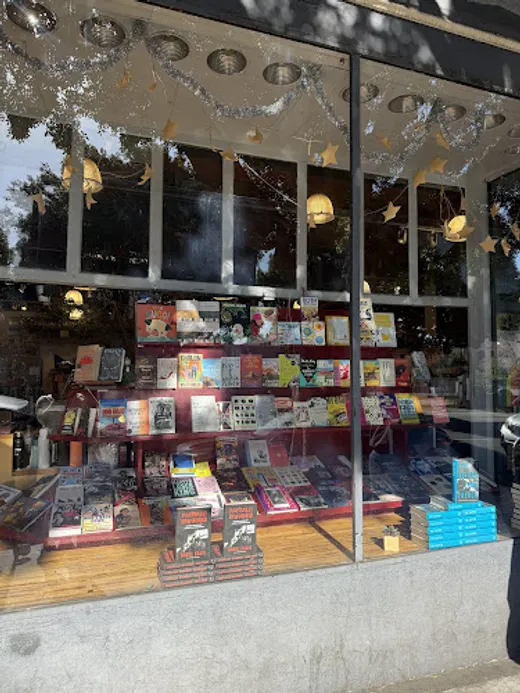 Skylight Books reviews