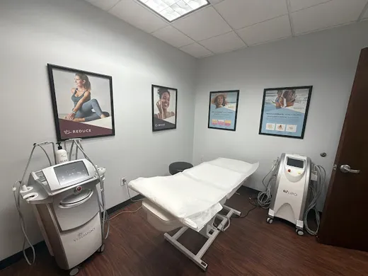 Regevity - Skokie reviews