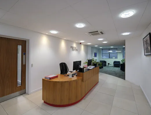 Moore Barlow Woking reviews