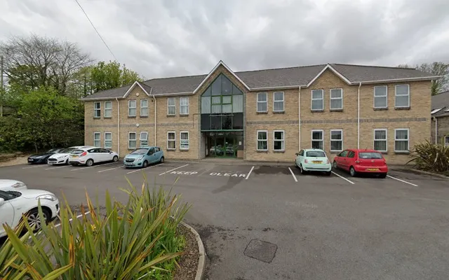 Howells Solicitors reviews