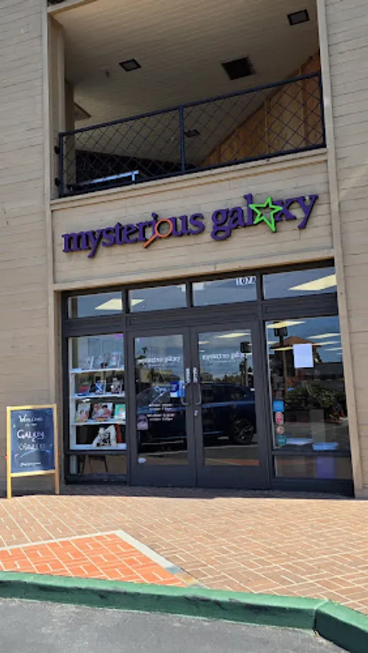 Mysterious Galaxy Bookstore reviews