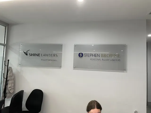 Stephen Browne Lawyers reviews