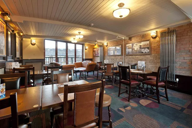 The Leyland Lion - JD Wetherspoon reviews