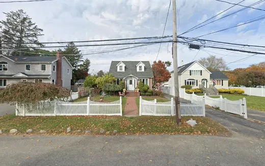 Long Island Social Media reviews
