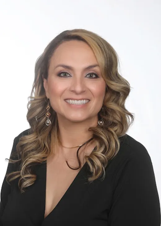 Esmeralda Velasco - Sr. Mortgage Advisor reviews