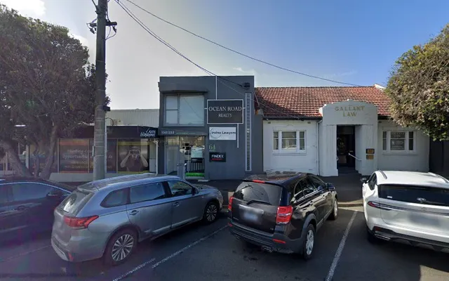Irvine Lawyers Warrnambool reviews